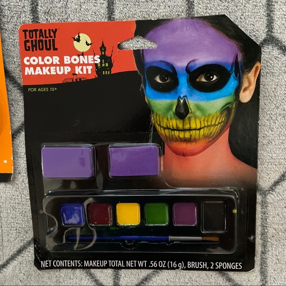 Halloween Makeup Kit Bundle K - Picture 2 of 5